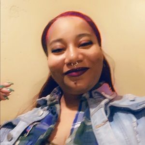 Meet your Posher, Janelle